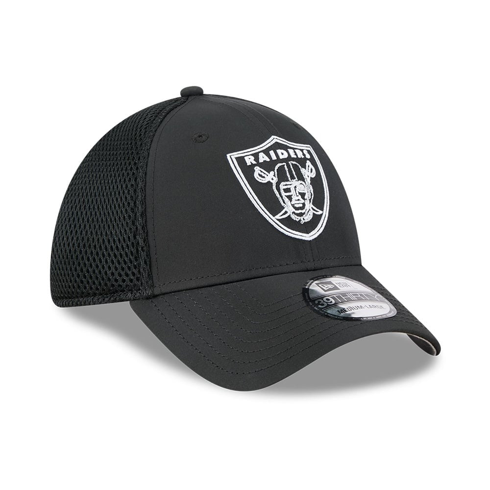 Gorra New Era 3930 Outline 25536 Lasrai OTC