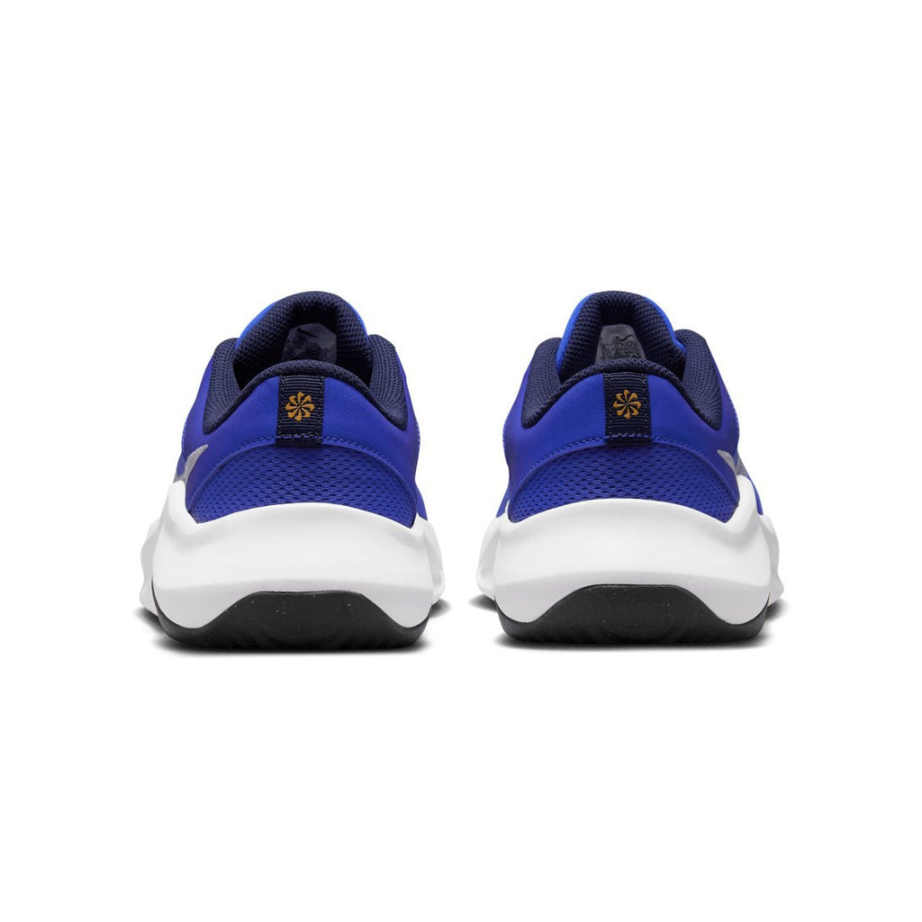 Tenis Nike Legend Essential 3