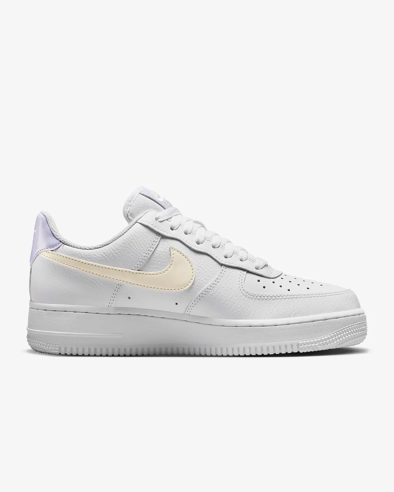 tenis nike wmns nike air force 1"07