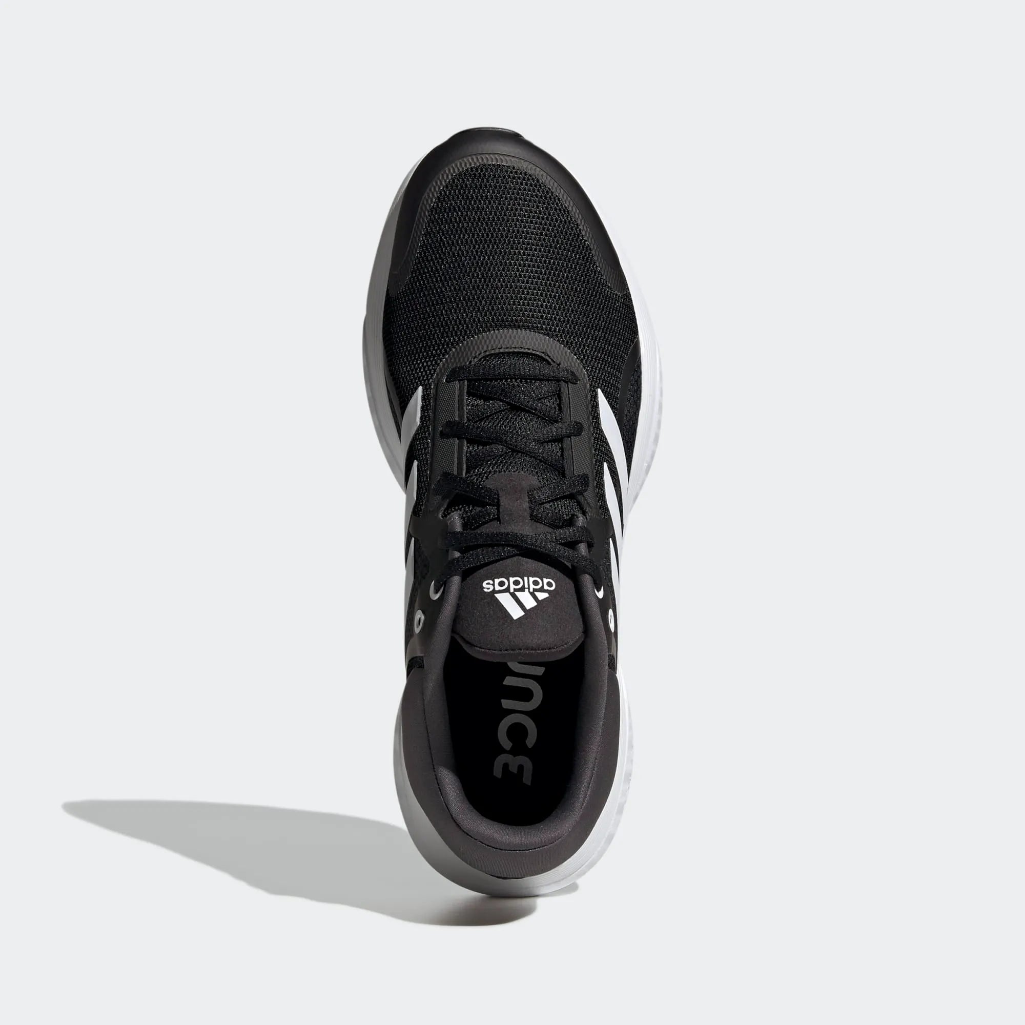 tenis adidas response
